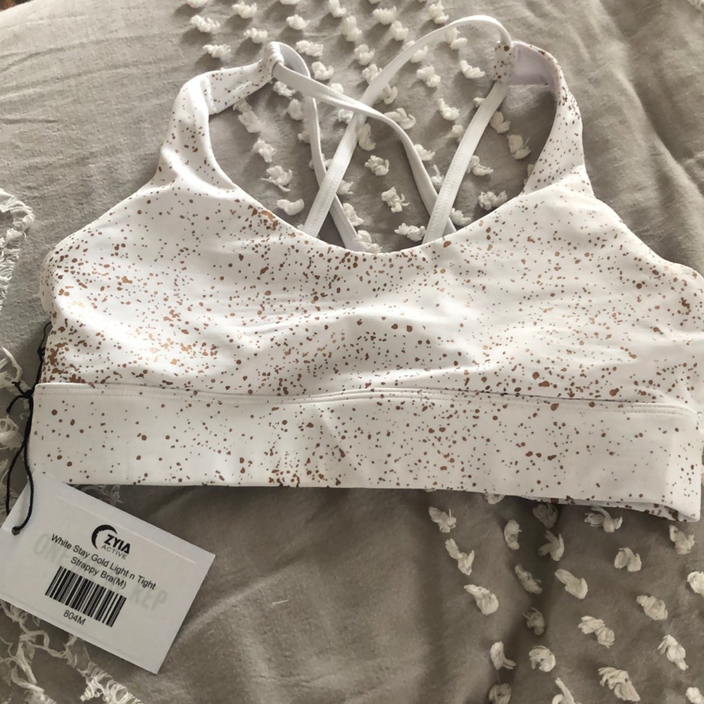 NWT Zyia light n tight strappy bra